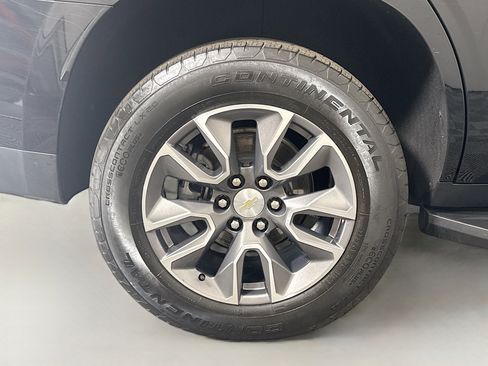 Used 2023 Chevrolet Tahoe LT w/ Luxury Package RWD image 33
