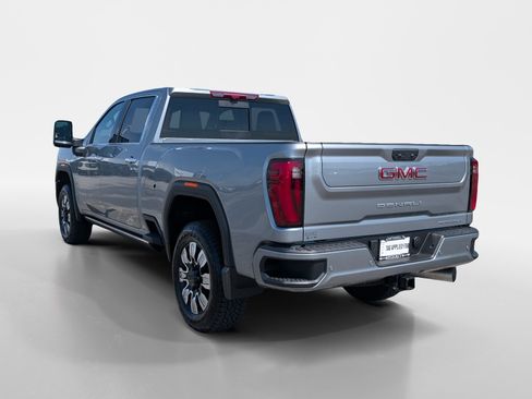 New 2026 GMC Sierra 2500 Denali w/ Denali Reserve Package AWD/4WD image 4
