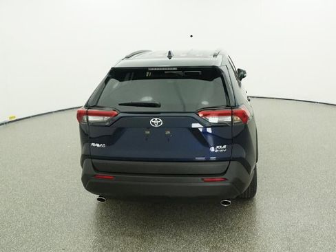 New 2025 Toyota RAV4 XLE image 31