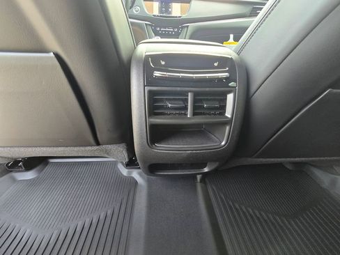 New 2026 Cadillac XT5 Sportv AWD/4WD image 19