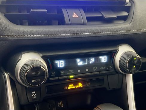 Used 2024 Toyota RAV4 XLE image 27