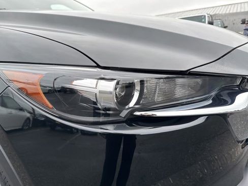 Used 2018 MAZDA CX-5 Touring w/ Preferred Equipment Package image 9