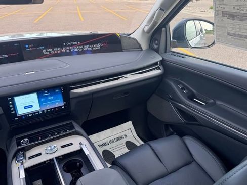 New 2025 Lincoln Navigator L Reserve image 15