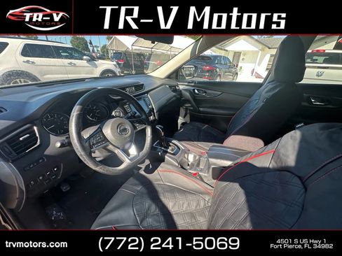 Used 2020 Nissan Rogue SV FWD image 22
