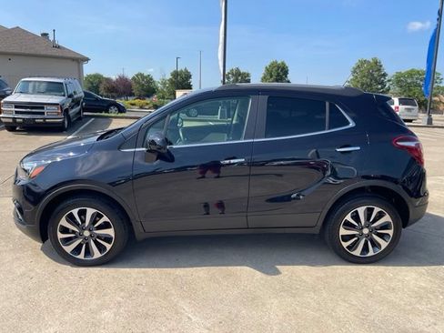 Used 2022 Buick Encore Preferred AWD/4WD image 9