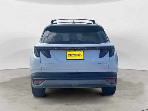 Certified 2025 Hyundai Tucson SEL AWD/4WD image 4