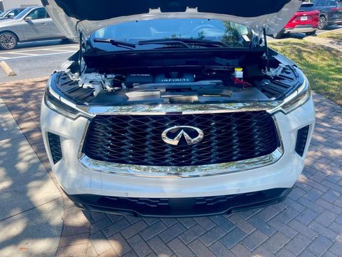 Used 2025 INFINITI QX60 Luxe FWD image 19