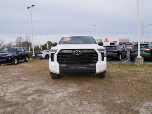 Used 2025 Toyota Tundra SR5 image 9