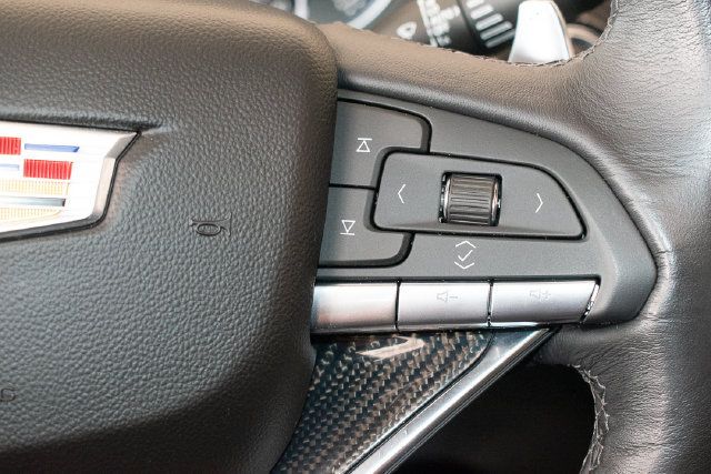 Used 2024 Cadillac XT6 Sport AWD/4WD image 28