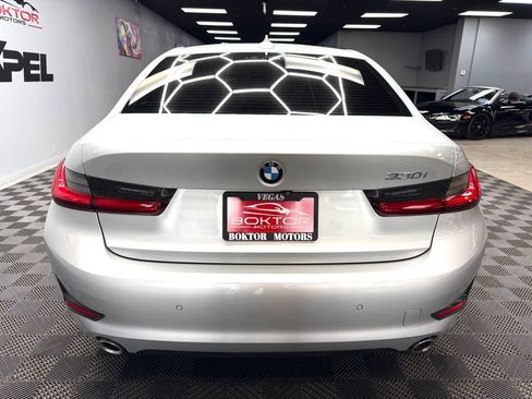 Used 2019 BMW 330i Sedan w/ Convenience Package RWD image 12