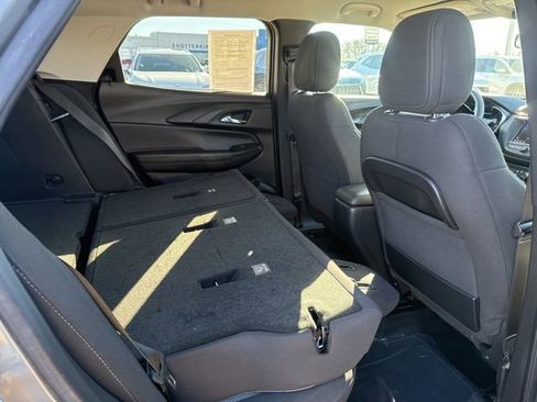 Used 2023 Chevrolet TrailBlazer LT image 39