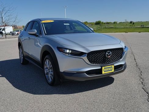 Used 2021 MAZDA CX-30 FWD 2.5 S w/ Select Package image 3