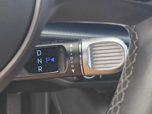 Used 2024 Hyundai Ioniq 6 SE RWD image 30