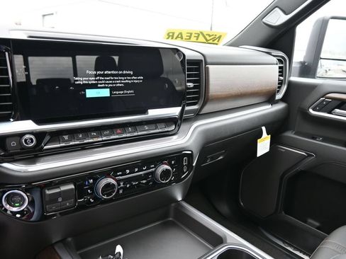 New 2026 Chevrolet Silverado 3500 High Country w/ High Country Premium Package AWD/4WD image 25