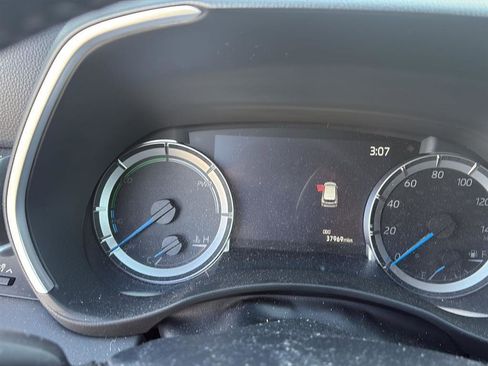 Used 2023 Toyota Highlander XLE FWD image 10