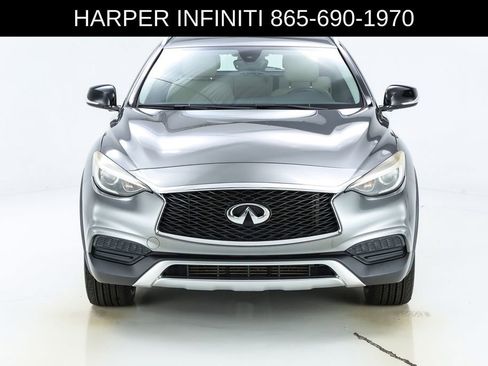 Used 2018 INFINITI QX30 AWD image 17