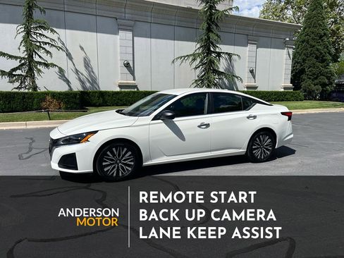 Used 2025 Nissan Altima 2.5 SV FWD image 1
