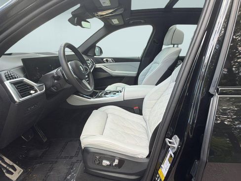 Used 2024 BMW X5 M60i AWD/4WD image 5