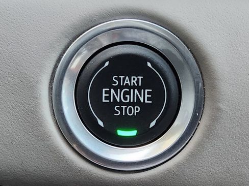 Used 2024 Cadillac Escalade ESV Sport Platinum AWD/4WD image 20