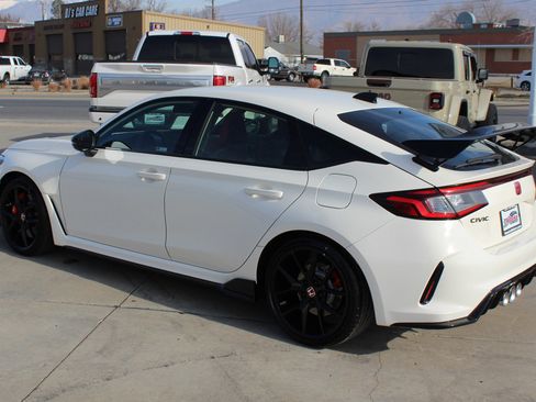 Used 2025 Honda Civic Type R image 70