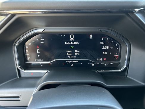 Used 2024 GMC Sierra 1500 AT4 w/ AT4 Premium Package AWD/4WD image 11