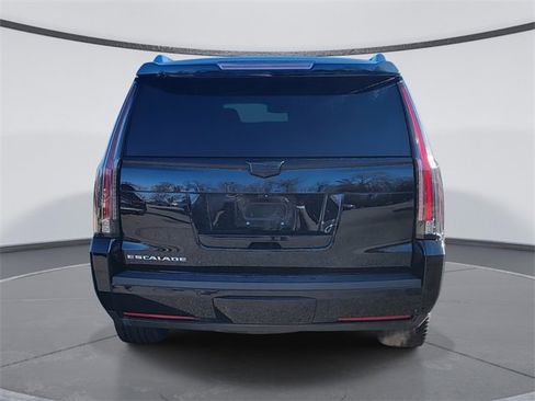 Used 2019 Cadillac Escalade Luxury w/ Escalade Sport Edition image 5