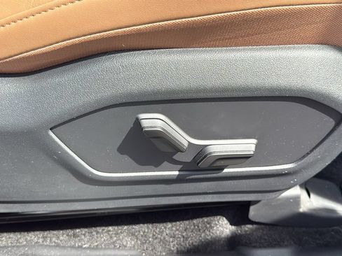 Used 2026 Hyundai Santa Fe Calligraphy AWD/4WD image 11