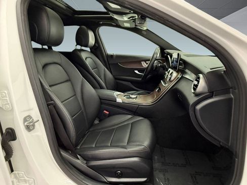 Used 2021 Mercedes-Benz C 300 Sedan image 24