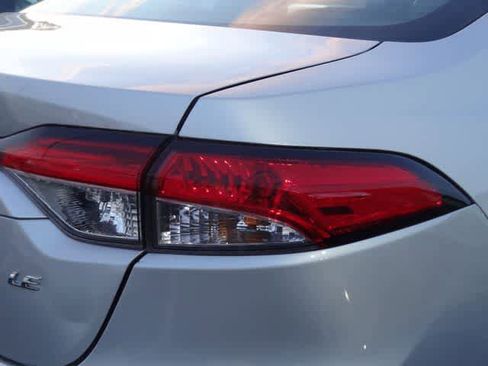 Used 2023 Toyota Corolla LE image 22