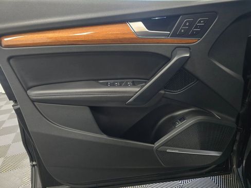 Used 2022 Audi Q5 2.0T Premium Plus w/ Premium Plus Package image 35