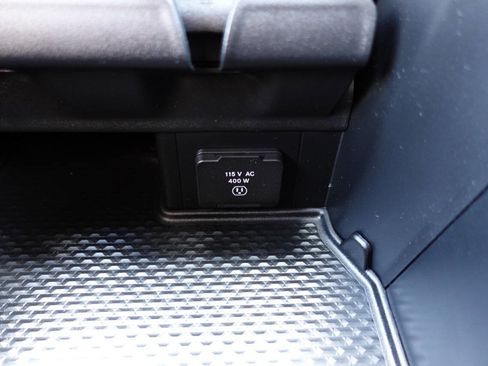 Used 2023 RAM 1500 Big Horn image 46