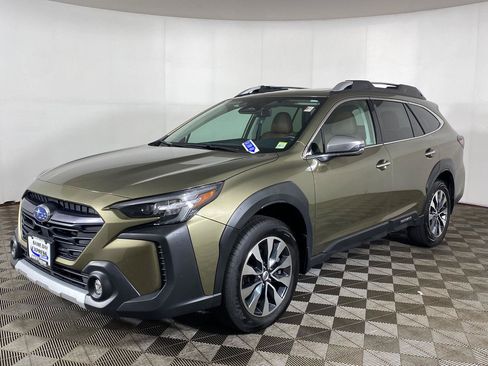 Used 2024 Subaru Outback Touring AWD/4WD image 10