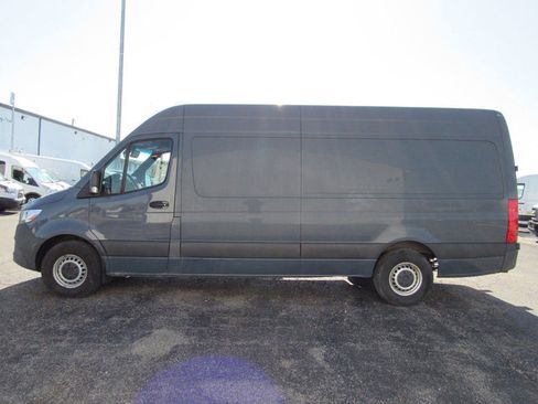 Used 2019 Mercedes-Benz Sprinter 170 image 5