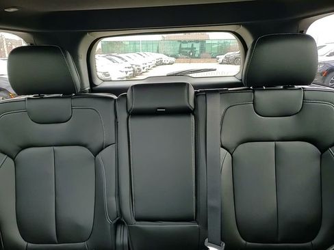 New 2026 Jeep Grand Cherokee Limited image 33