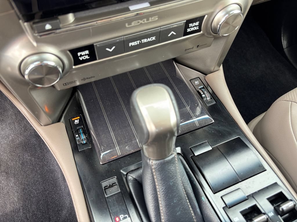 Used 2021 Lexus GX 460 Premium w/ Premium Package AWD/4WD image 28
