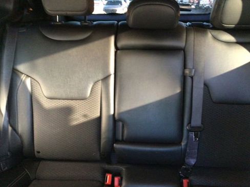 Used 2024 Jeep Compass Latitude w/ Convenience Group image 28