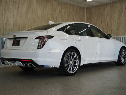 Used 2024 Cadillac CT5 V w/ Super Cruise 2 Package RWD image 10