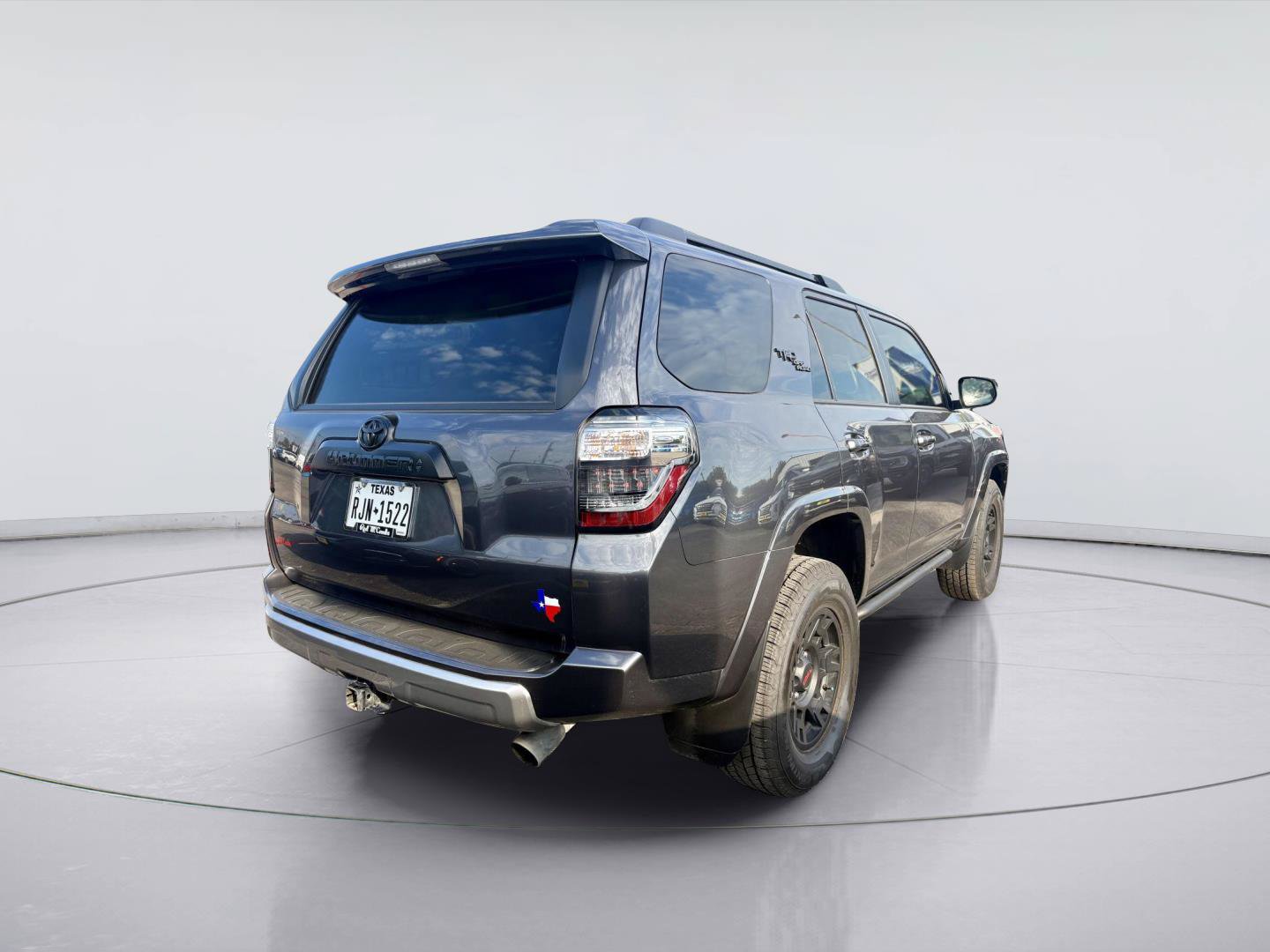 Used 2022 Toyota 4Runner TRD Off-Road Premium AWD/4WD image 3