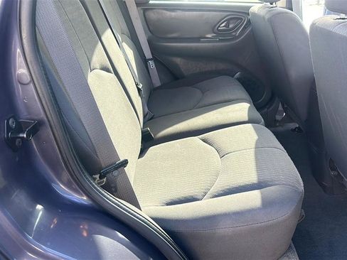 Used 2006 MAZDA Tribute I FWD image 29