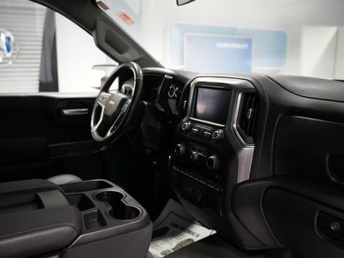 Used 2022 Chevrolet Silverado 1500 LT w/ Z71 Off-Road Package image 21