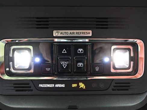 Used 2025 Lincoln Aviator Reserve w/ Equipment Group 201A AWD/4WD image 37