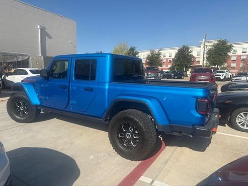 Used 2021 Jeep Gladiator Mojave AWD/4WD image 4