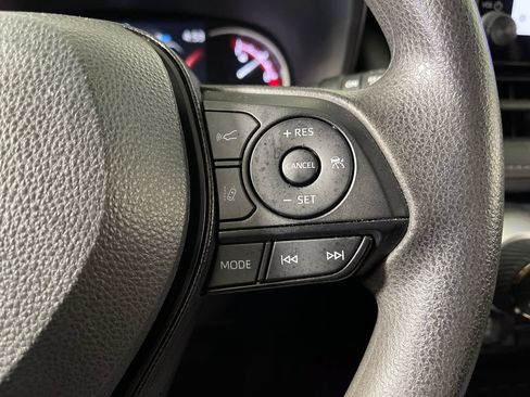 Certified 2025 Toyota RAV4 XLE AWD/4WD image 27