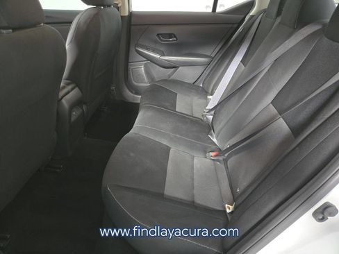 Used 2024 Nissan Sentra SV FWD image 13