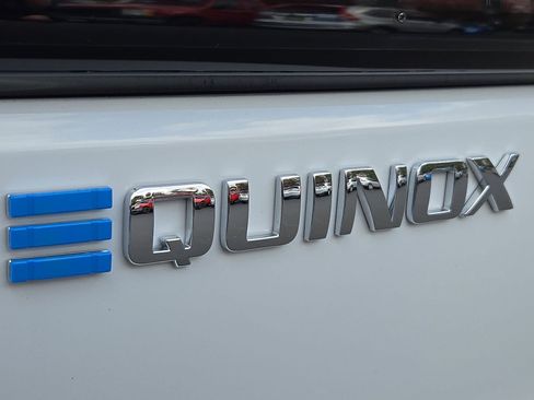 New 2026 Chevrolet Equinox EV LT image 19