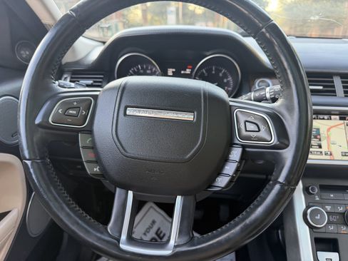 Used 2015 Land Rover Range Rover Evoque Prestige AWD/4WD image 30