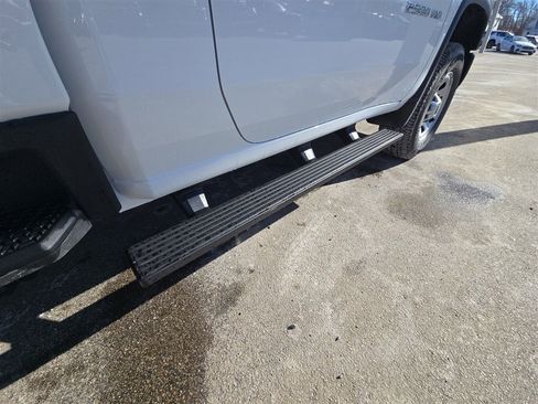 Used 2025 Chevrolet Silverado 2500 W/T w/ WT Convenience Package image 34