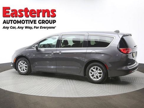 Used 2023 Chrysler Voyager LX FWD image 61