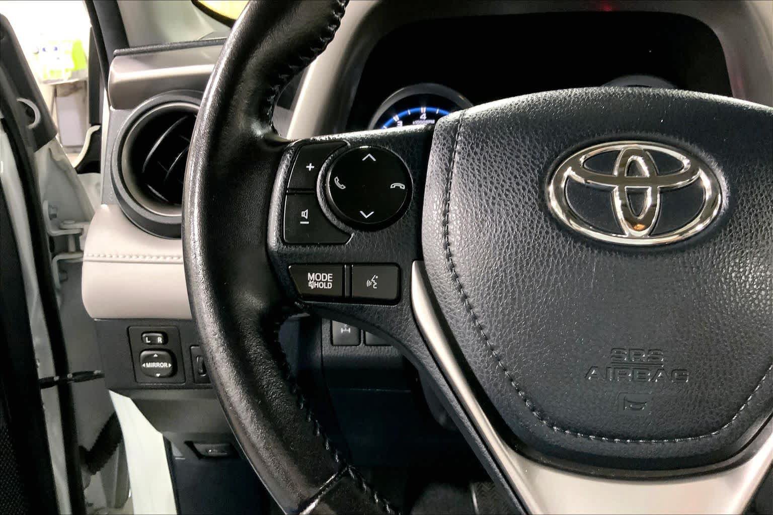 Used 2016 Toyota RAV4 Limited w/ Advanced Technology Package AWD/4WD image 24