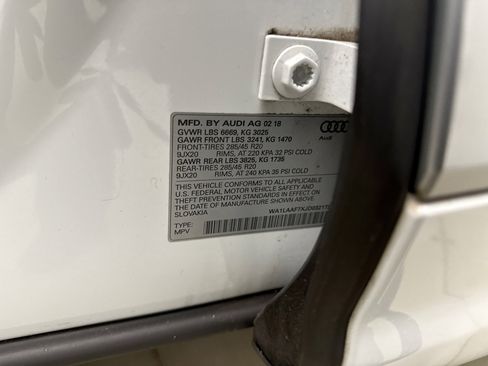 Used 2018 Audi Q7 3.0T Premium Plus image 23